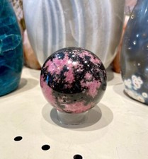 Rhodonite Sphere Ball Healing Crystals Yoga Reiki Meditation Heart 2.5
