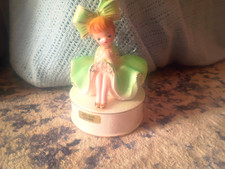 RARE Vintage 1964 Inarco Big Bow Bloomer Girl Lidded Trinket Box E1606 Green picture