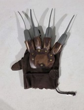 Vtg nightmare on elm street 1984 the second elm street venture glove picture
