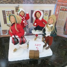 4 Byers Choice Kids Skating  $110 (Lot 6)  from 1999 (2),  2002, 2001 picture