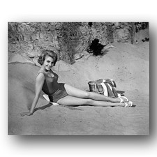 Shirley Jones Photo 8x10 1964 Bedtime Story Swimsuit Portrait picture