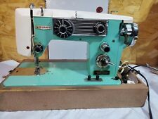 Vintage Universal Elgin J-A38 Deluxe Auto Sewing Machine Working, Case, Extras picture