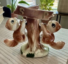 VINTAGE SALT & PEPPER SET SQUIRRELS HANGING FROM TREE BRANCHES CUTE picture