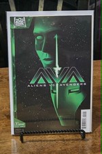 Aliens vs Avengers comic 20th Century Studios Marvel #1 picture