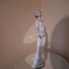 Vintage Casades Art Deco/Flapper Elegant Lady Porcelain Figurine Rare picture