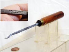 J.B. Addis & Sons Wood Carving Dog-leg Chisel 3/16