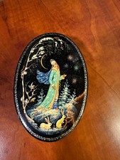 Vintage Russian hand painted papier-mache lacquer box, Snow Maiden picture