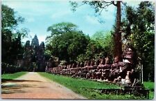 VINTAGE POSTCARD CAUSEWAY TO THE GATE OF VICTORY AT ANGKOR WAT CAMBODIA 1960s picture