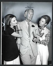 Douglas Fairbanks Jr. VINTAGE ORIGINAL PHOTO HOLLYWOOD ACTOR 1976 STUNNING MOVIE picture