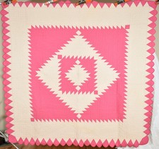 DAZZLING Vintage 30's Sawtooth Diamond in a Square Antique Quilt, Nice Border picture