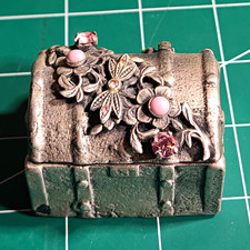 Antique Nicla Oggetti Silver Stamped AG 925 Metal Floral Trinket Box picture