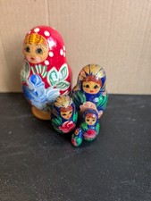 Set of Five Russian Nesting Dolls picture