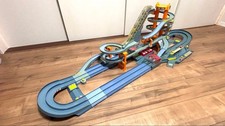 TomICa Big Tower Circuit Byunbyun Circuit Set with 8 AA batteries picture