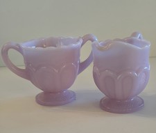 BOYD GLASS CREAM & SUGAR/B IN DIAMOND Light PURPLE Opalescent/RARE/3” Height picture