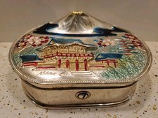 Vintage super clean and shiny 3D Mount Fuji painted metal box picture