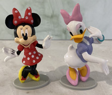 Disney Figurines Minnie Mouse Daisy Duck Figures Minnie's Bow Toons Play Toy Set picture