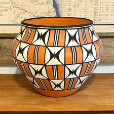 L Joe Original Signed Large Acoma Pottery With Beautiful Butterly Motif picture
