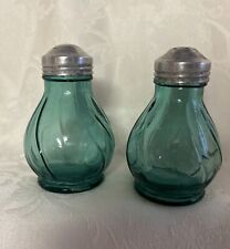 Jeannette Swirl Ultramarine Blue Green Salt and Pepper Shakers 3.5” Original Lid picture