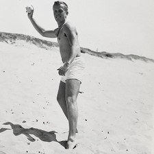 1940s Shirtless Handsome Man Throwing Baseball Gay Interest Vtg Snapshot Photo picture