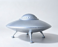 Classic UFO Flying Saucer Replica Model 3D Printed Hand Painted Sci-Fi 14cm picture