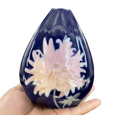 B&G Bing Brondhal Grondahl Danish China Works Copenhagen Triangular Vase Ceramic picture