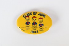Rare 1942 Walt Disney Huey Louie Dewey Class of June Pinback Button WWII picture