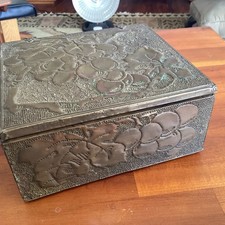 Vintage 1910 ART NOUVEAU Hammered Brass Jewelry/Presentation Box By Deknatel picture