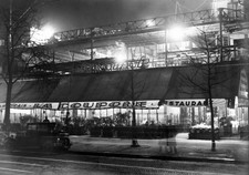 Cafe Brasserie La Coupole in November 1929 in Paris, France Old Historic Photo picture