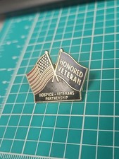 Vtg Hospice Veterans Partnership Gold Toned Lapel Pin picture