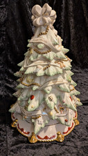 LENOX SWEET FAMILY COOKIE JAR - MINT CONDITION picture