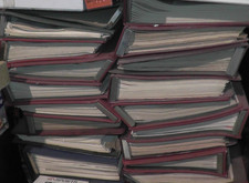 trains magazines in 17 binders model and real trains ? 175 plus magazines? picture