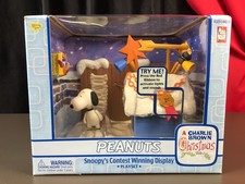 Memory Lane PEANUTS SNOOPY'S CONTEST WINNING DISPLAY Christmas Open Box picture