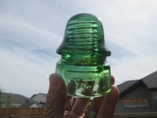 Antique Gorgeous Yellow Green Star signal insulator - Super Clean picture