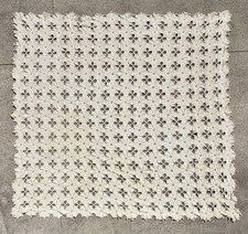 Vintage Off-White Cotton Hand Crochet Snowflake Popcorn Bedspread Coverlet 80x87 picture