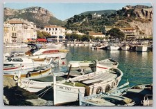 Vintage Cassis-sur-Mer France Harbor Scenic Postcard by G. Gandini picture
