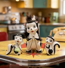 Vintage 1950s Ceramic Skunk Family Chain Figurines Real Fur Tail Japan 3-Piece picture