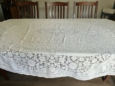 VTG  Oval Cotton Quaker  Style Tablecloth Lace Scallop Picot Loop 72 x 67” White picture