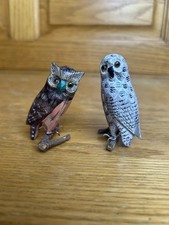 2 Vtg Hand Carved Painted Snowy Owl & Brown Figurines Glass Eyes Miniature Wood picture