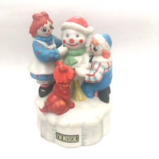 Raggedy Ann Christmas Caroler Ornament Musical Figurines Statue picture