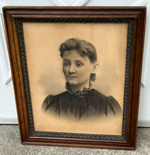 Antique Pretty EDWARDIAN WOMAN Photo ORNATE WOOD Frame Bakelite? CHAIN TRIM FLAW picture