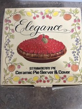 Elegance Ceramic Strawberry Pie Server Plate Dish Lid Cover Box Vintage picture