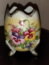 Norleans Ceramic 4.5” Cracked Egg 3 Footed Vase Pansies Gold Gilding with Tag picture