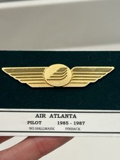 Vintage Air Atlanta Pilot Wings Pin Defunct Luxury Airline Pinback Badge 3