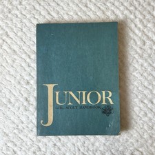 VTG 1963 Junior Girl Scout Handbook (1968 Printing) USA Paperback Collectible GC picture