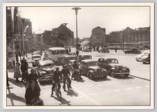 Busy street scene at Am Hauptbahnhof in Frankfurt am Main, Germany, circa 1950 picture