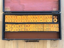 Vintage Mahjong Butterscotch Catalin Bakelite Set 160 Pieces 5 Racks and Case picture