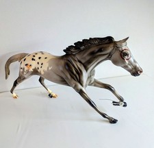 Breyer Nodin 