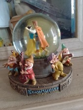 Snow White snow globe With CERTIFICATE picture
