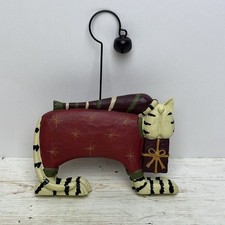 Vintage Williraye Studio Folk Art Cat Ornament Hat & Gift Jingle Ball Embellish picture
