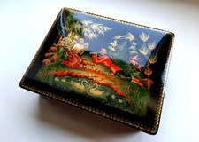 PALEKH 1960's  LACQUER BOX VINTAGE HANDMADE PAPIER-MACHE MSTERA picture